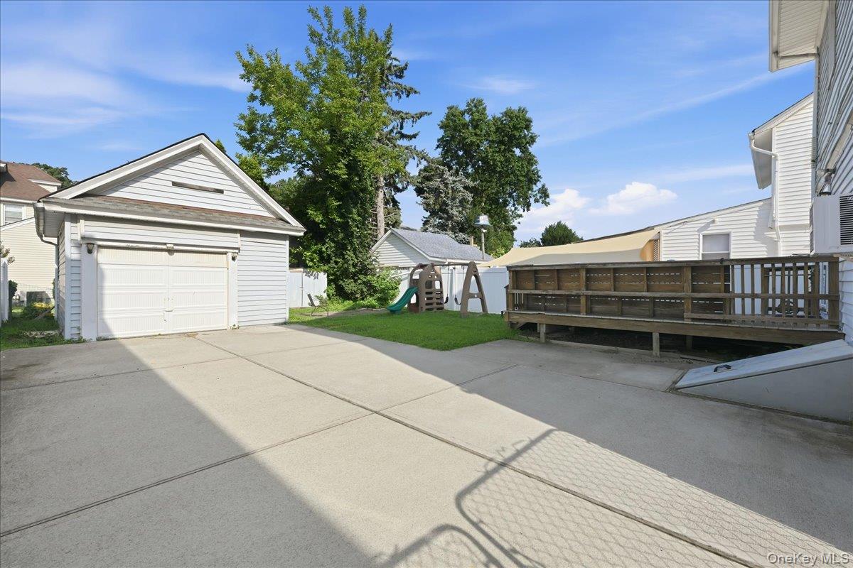 100 Spruce Street – For Sale photo 19