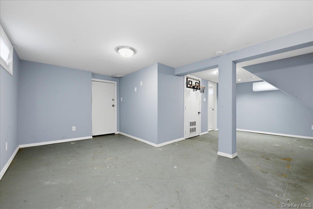 100 Spruce Street – For Sale photo 16