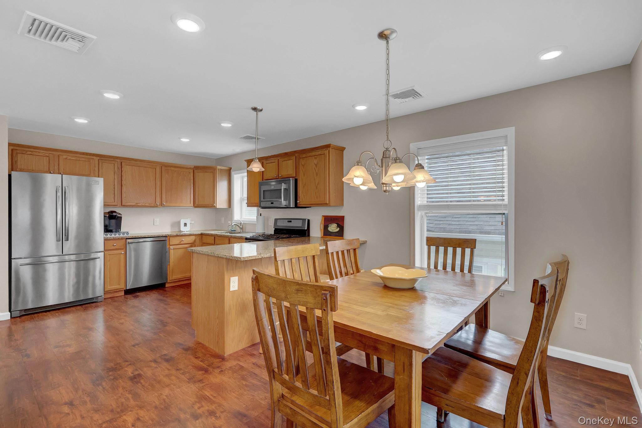 72 Arizona Avenue – For Sale photo 7