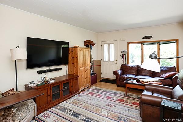 233 8th Avenue – For Sale photo 6