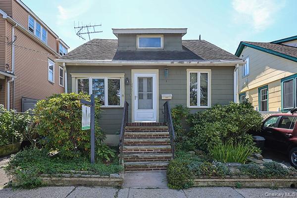 233 8th Avenue – For Sale photo 2