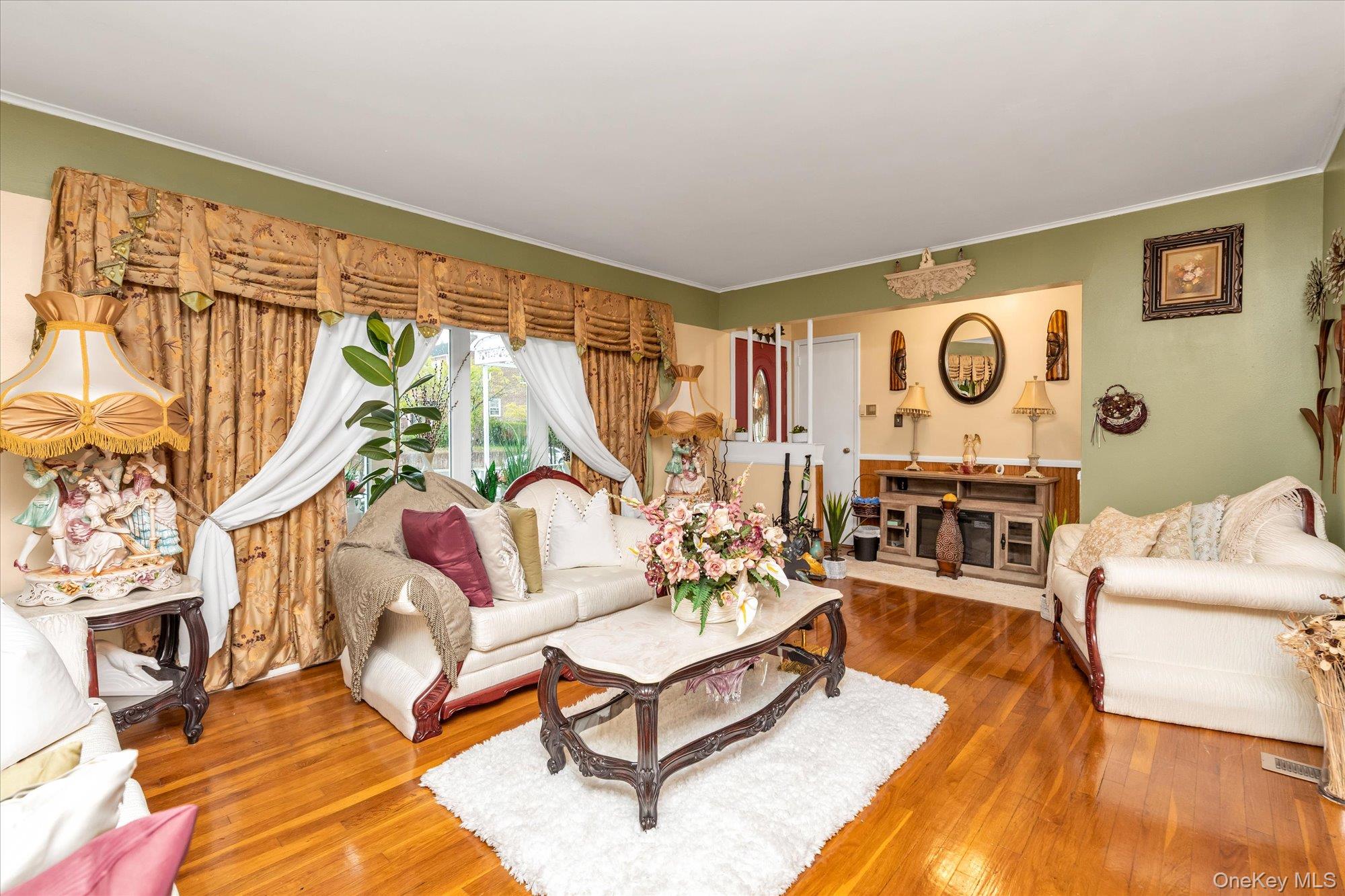 115-38 Springfield Boulevard – For Sale photo 3