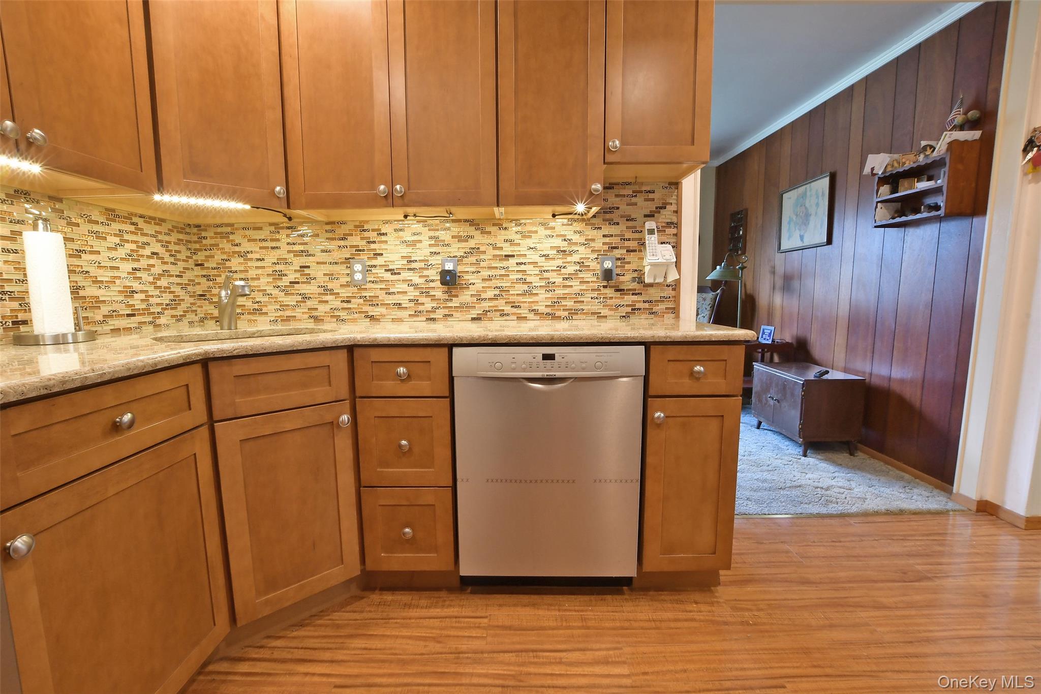 24 Island Boulevard – For Sale photo 6