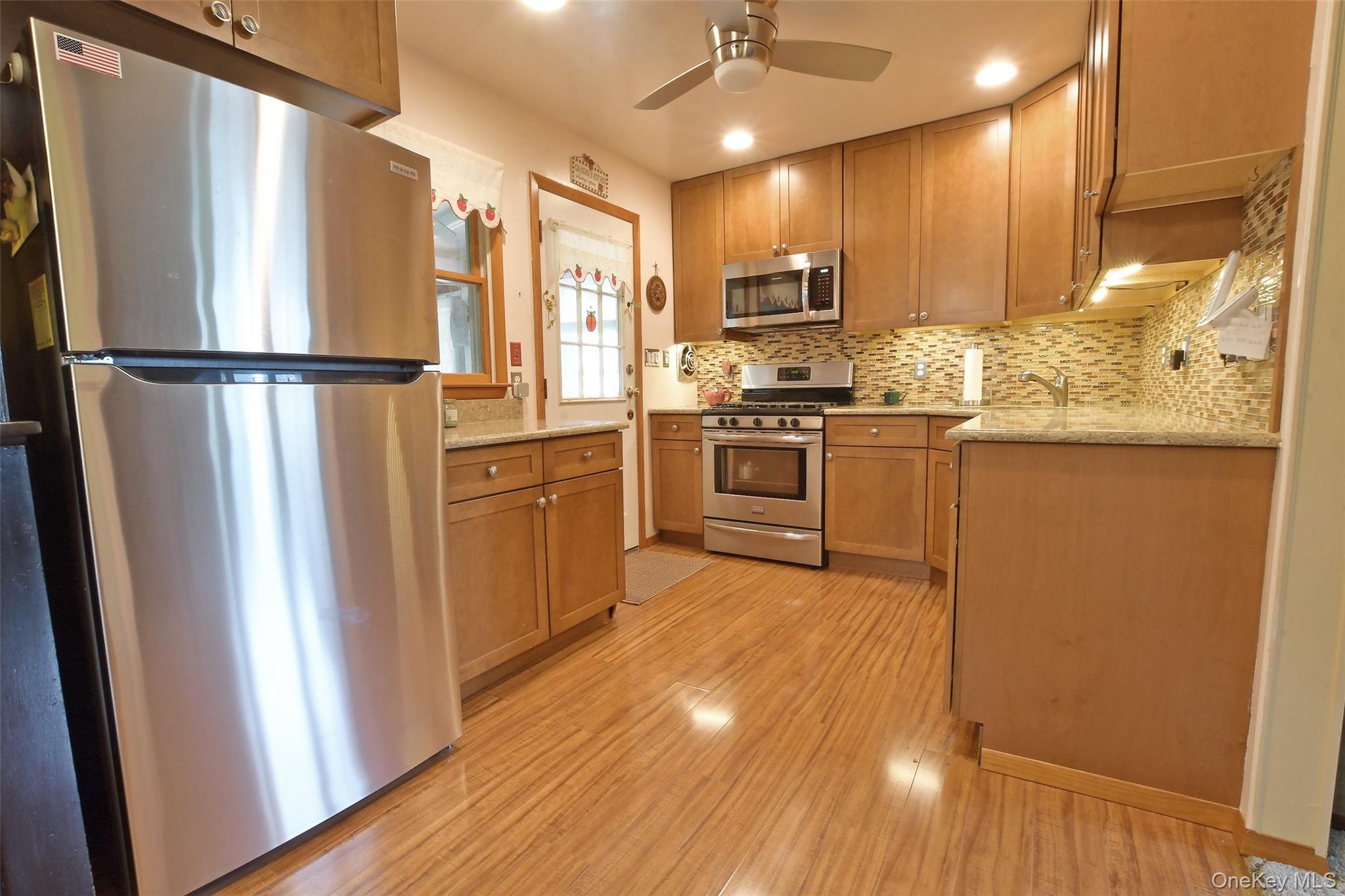 24 Island Boulevard – For Sale photo 5