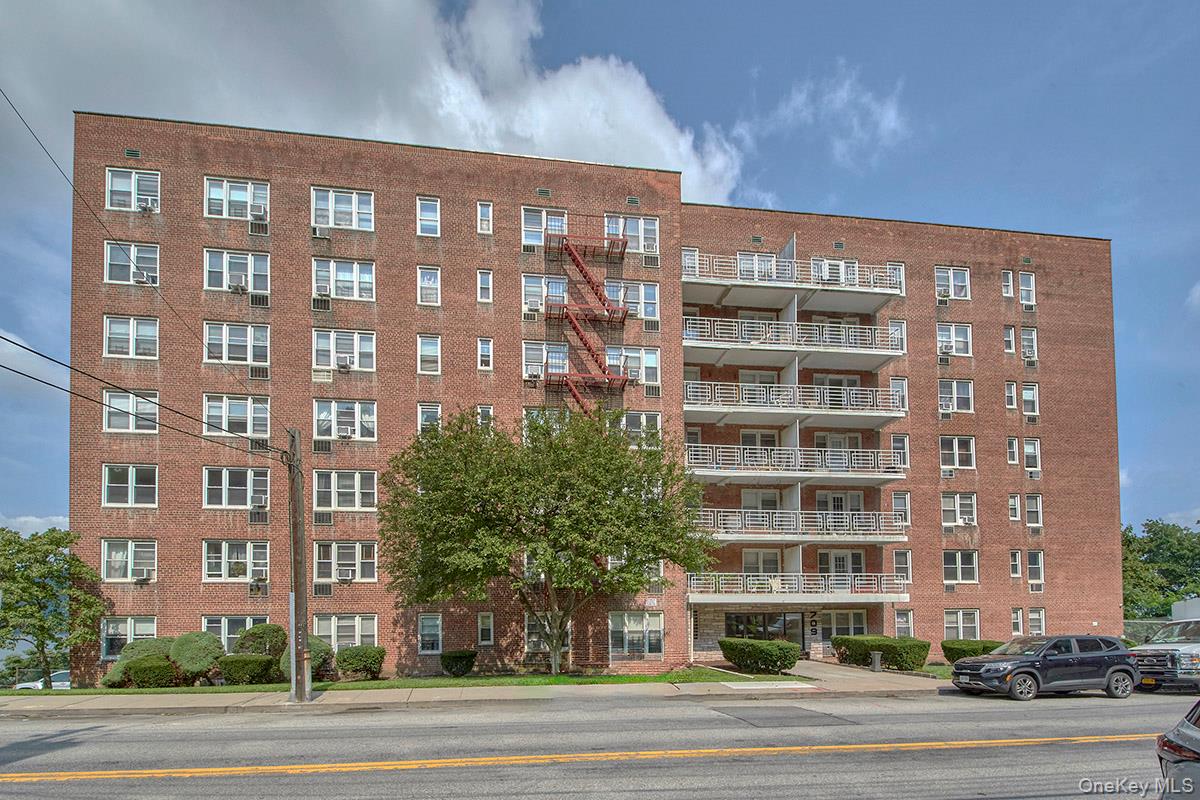 709 Warburton Avenue, Unit 2F