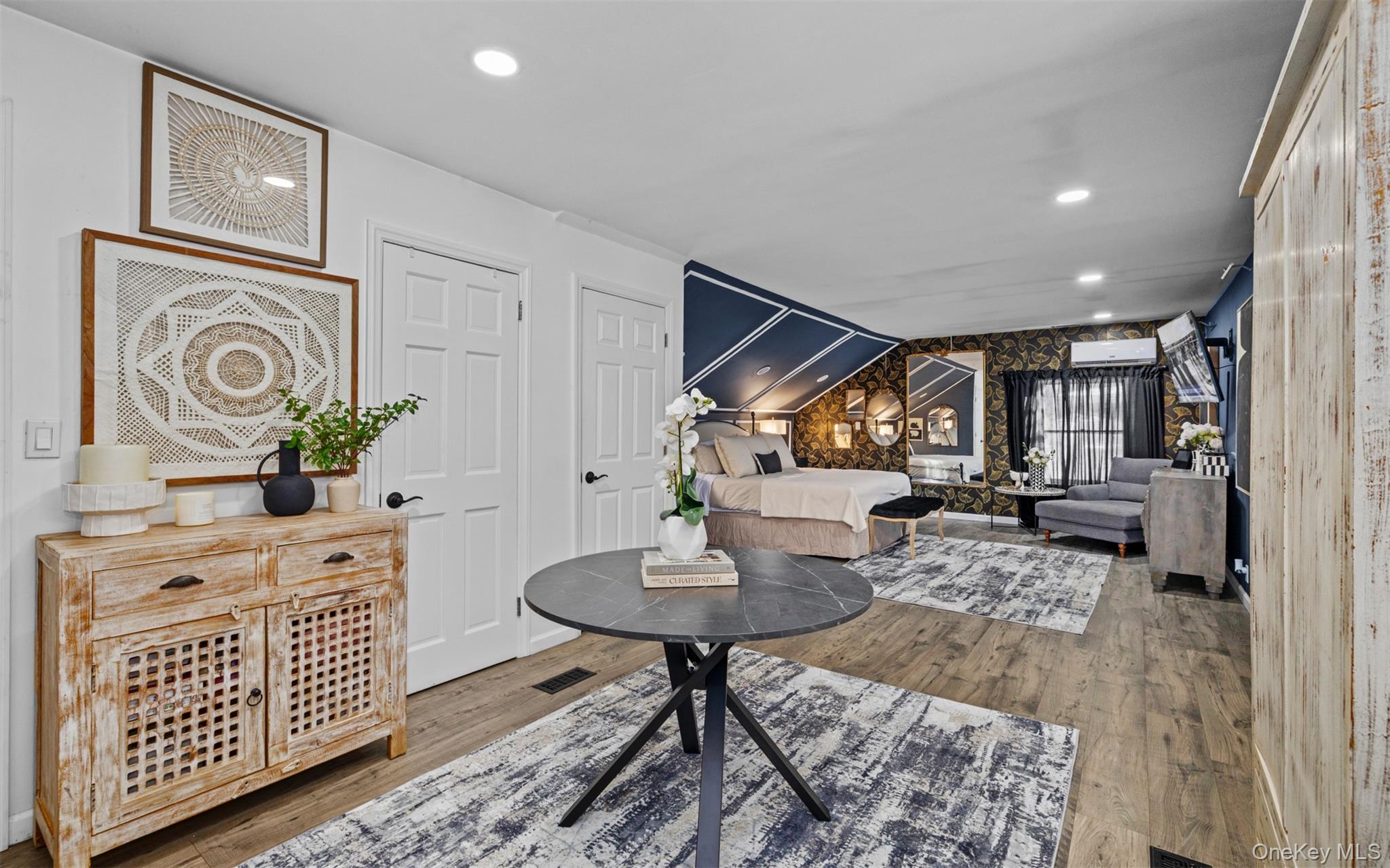 194 W Neck Road – For Sale photo 12