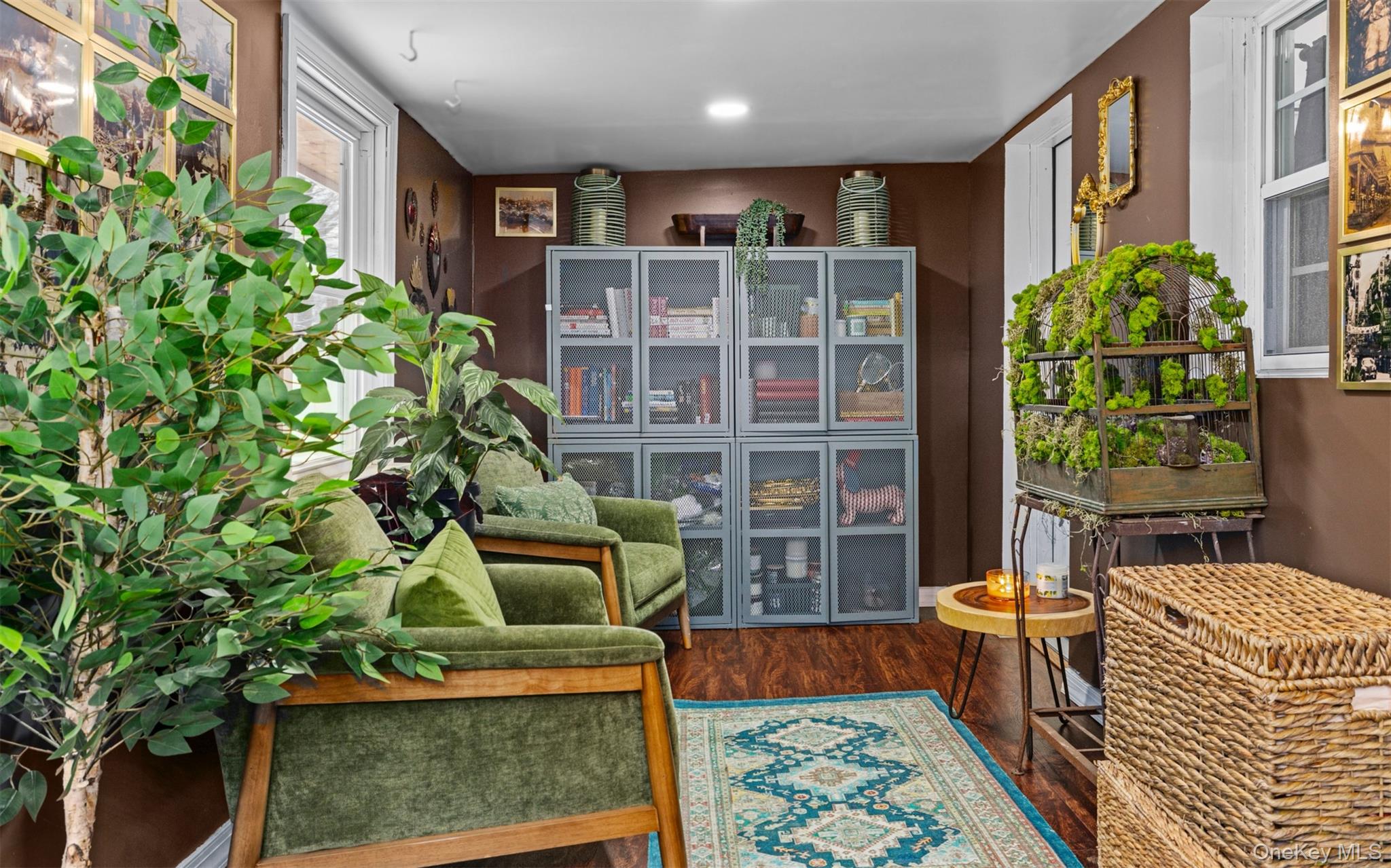 194 W Neck Road – For Sale photo 6