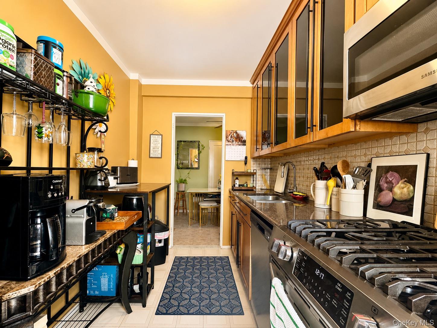 63-85 Woodhaven Boulevard, Unit 6C2 photo 4