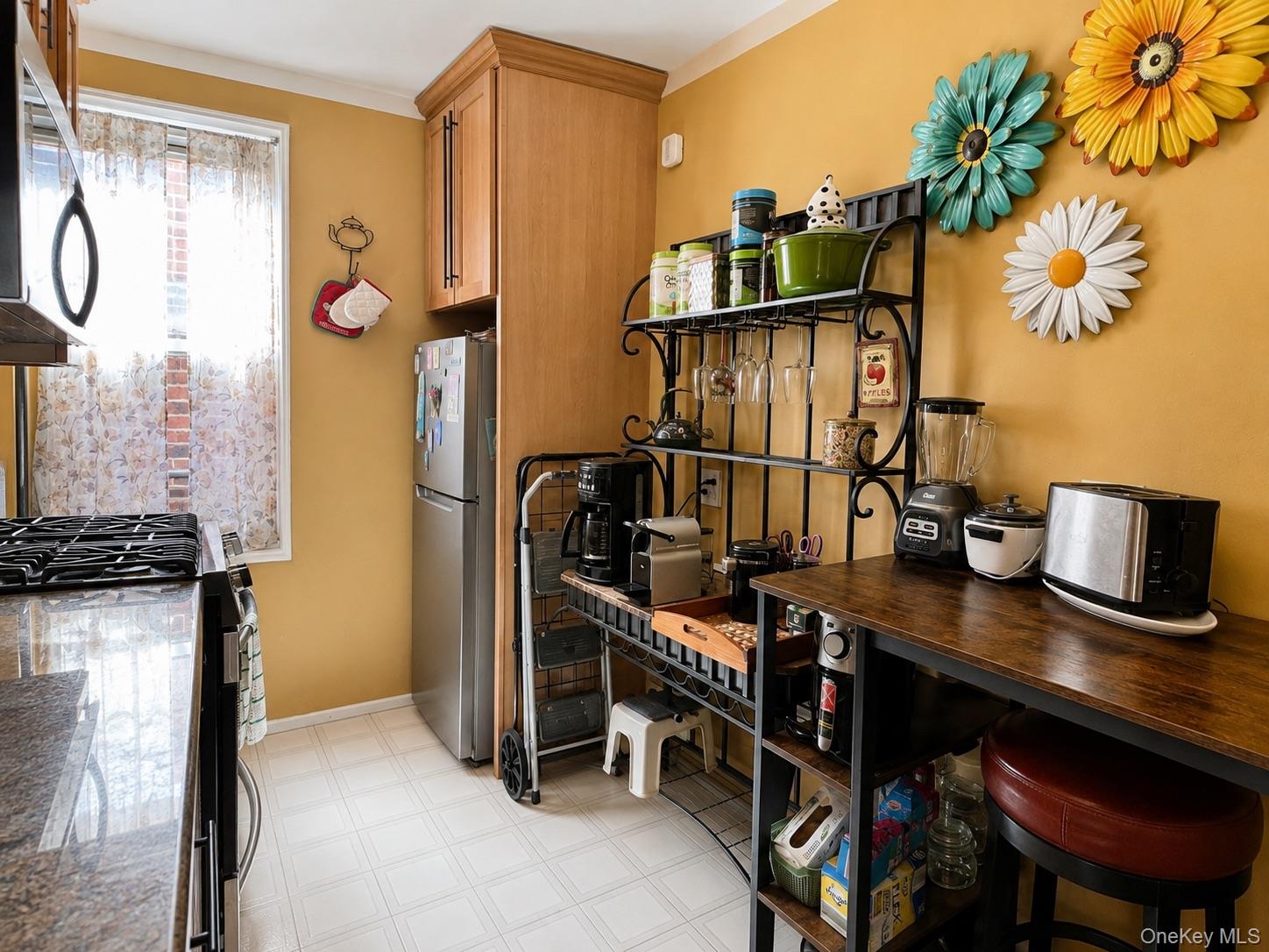 63-85 Woodhaven Boulevard, Unit 6C2 photo 5