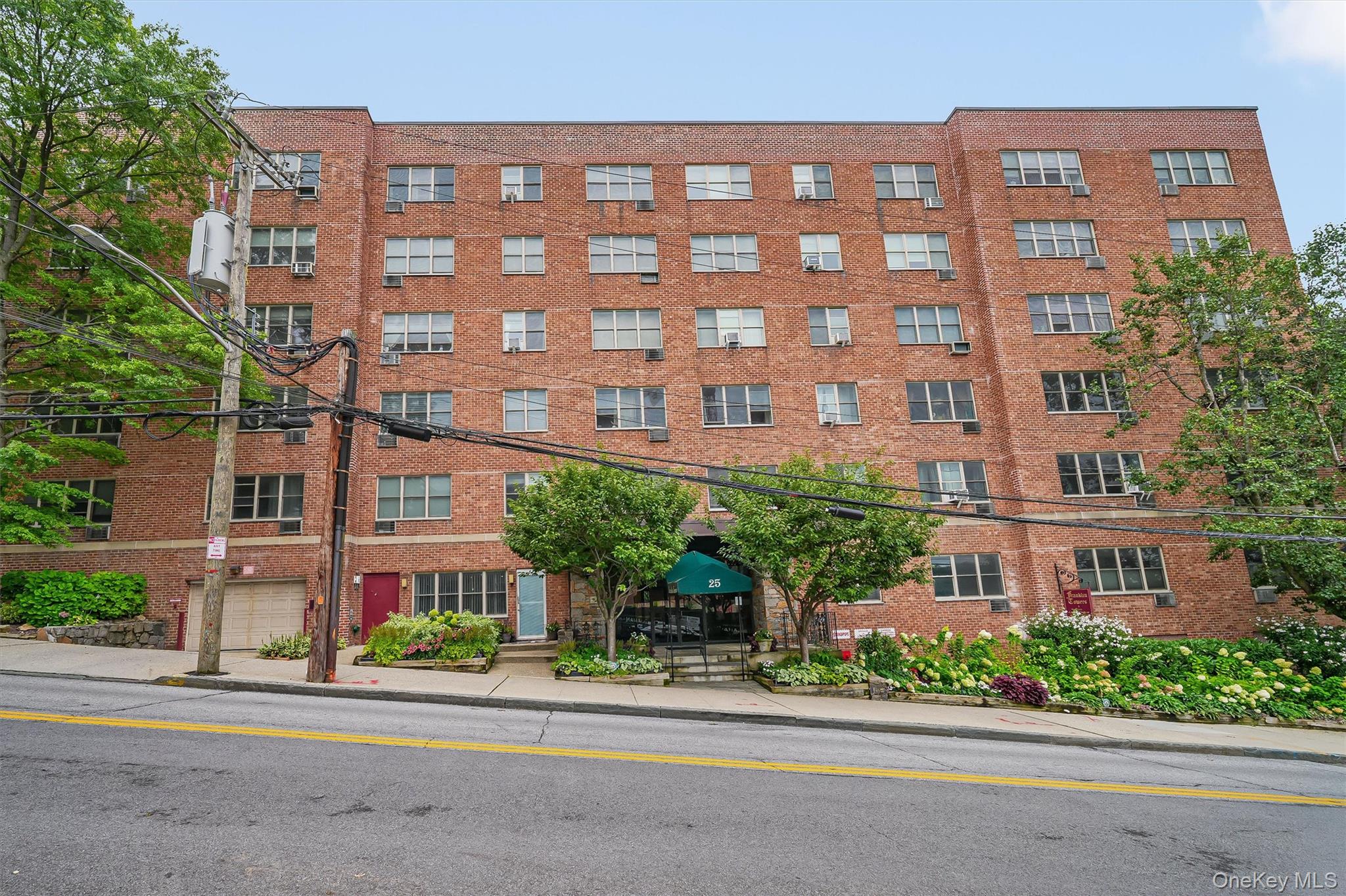 25 Franklin Avenue, Unit 6C