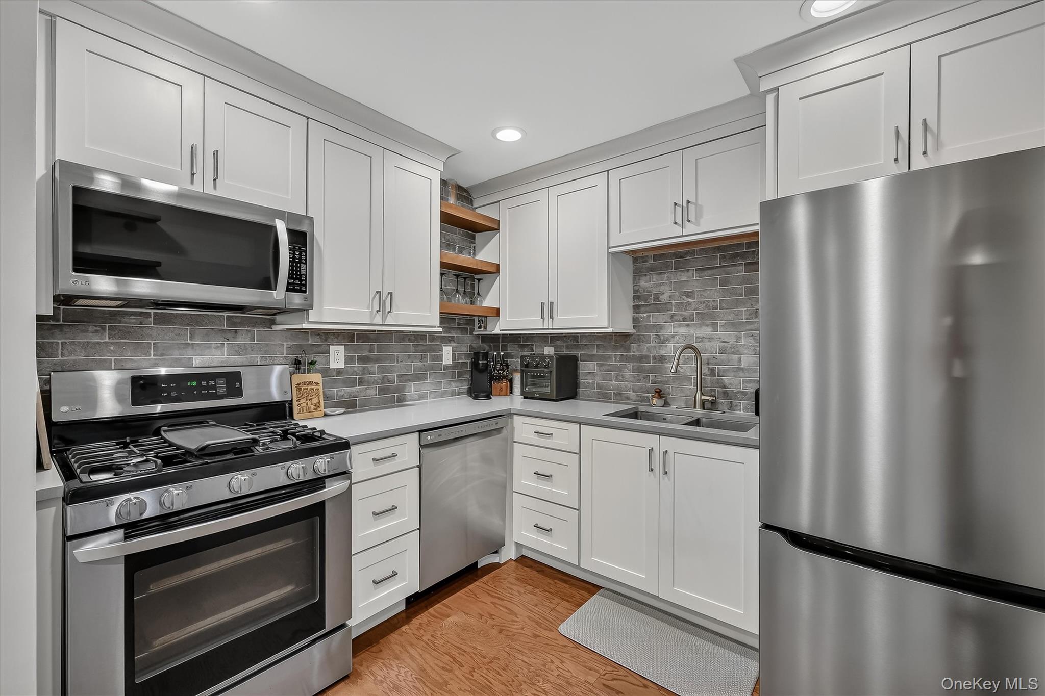 25 Franklin Avenue, Unit 6C photo 11