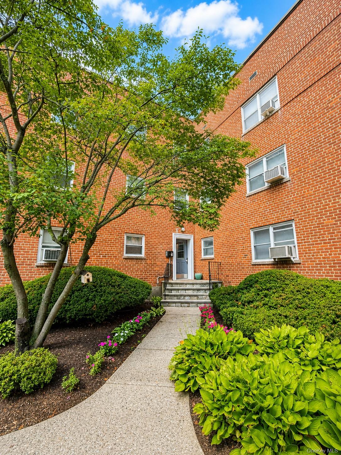 320 S Broadway, Unit T5
