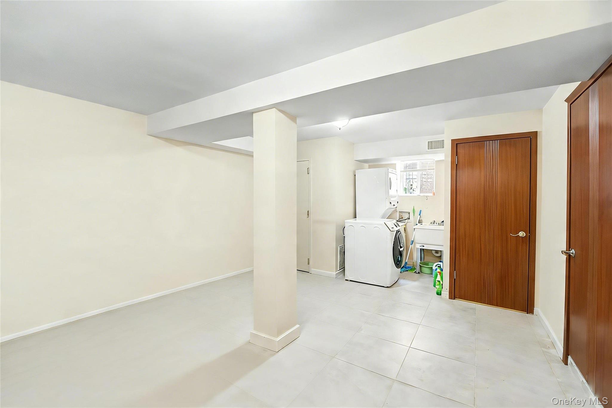 158-39 77th Road – For Sale photo 18