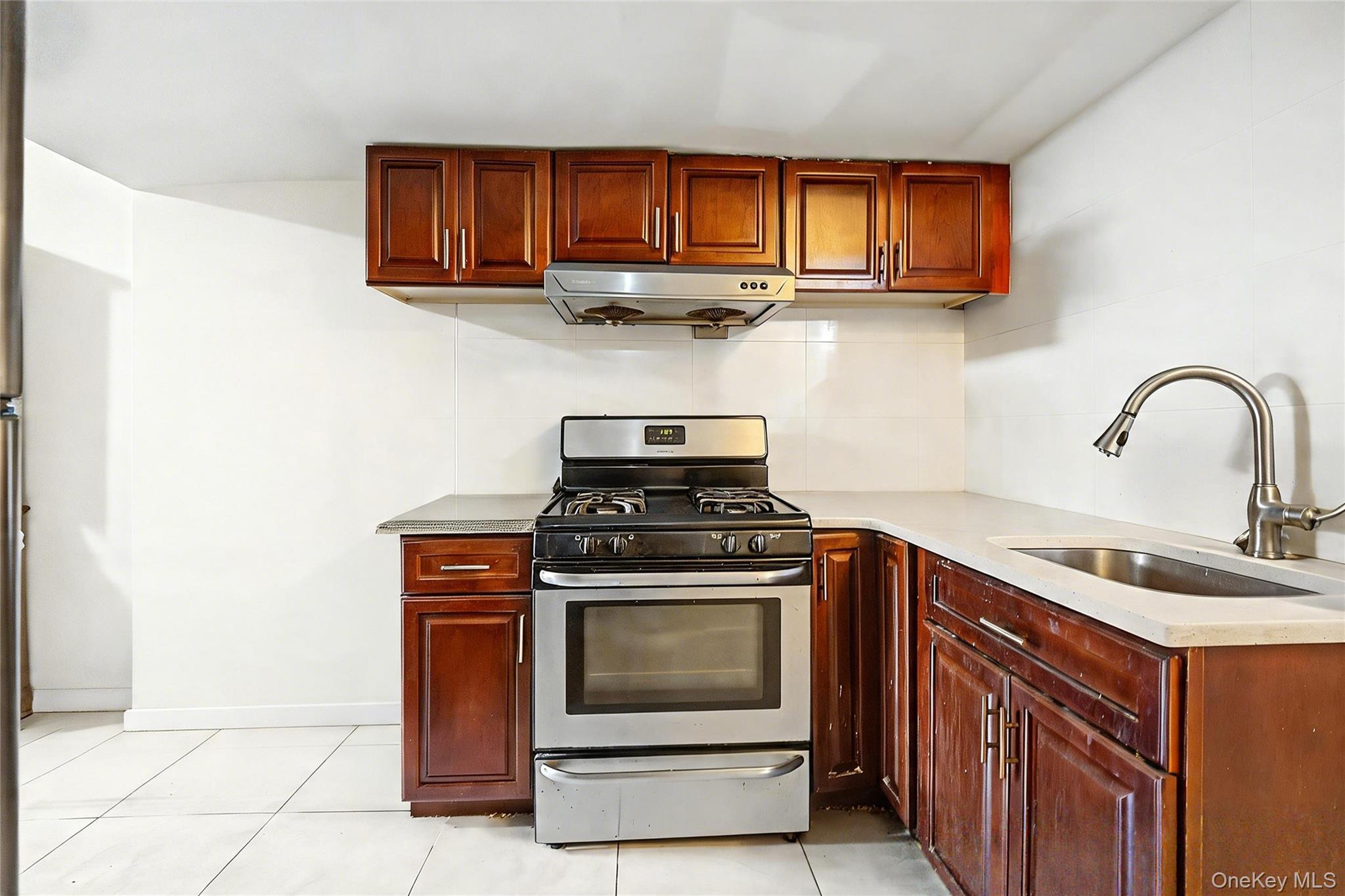 158-39 77th Road – For Sale photo 17
