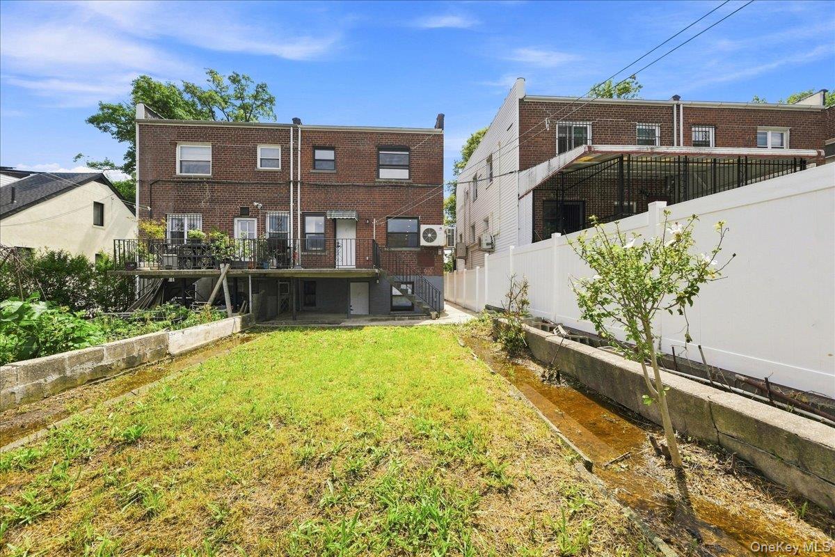 1463 Pelham Parkway N – For Sale photo 3