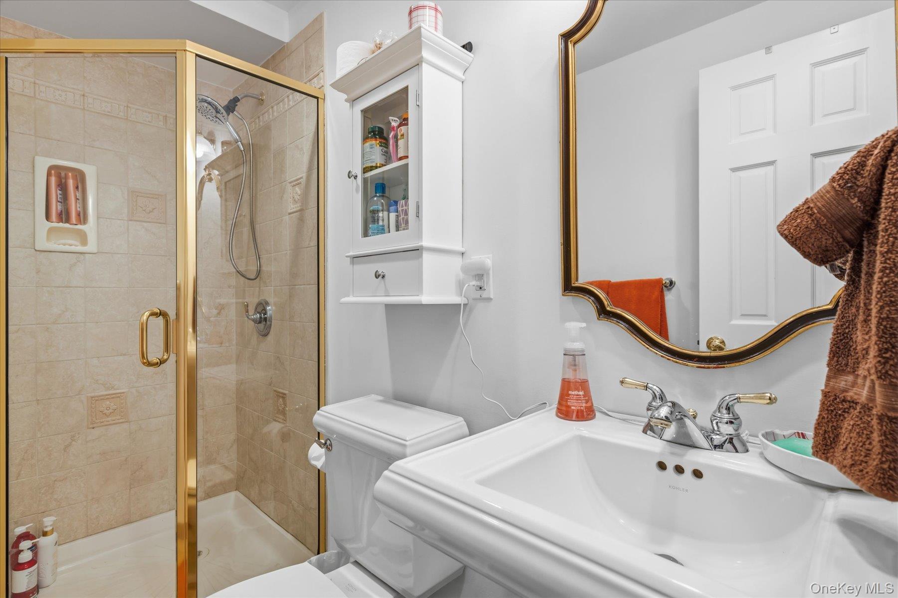 27 Cedar Lane – For Sale photo 37