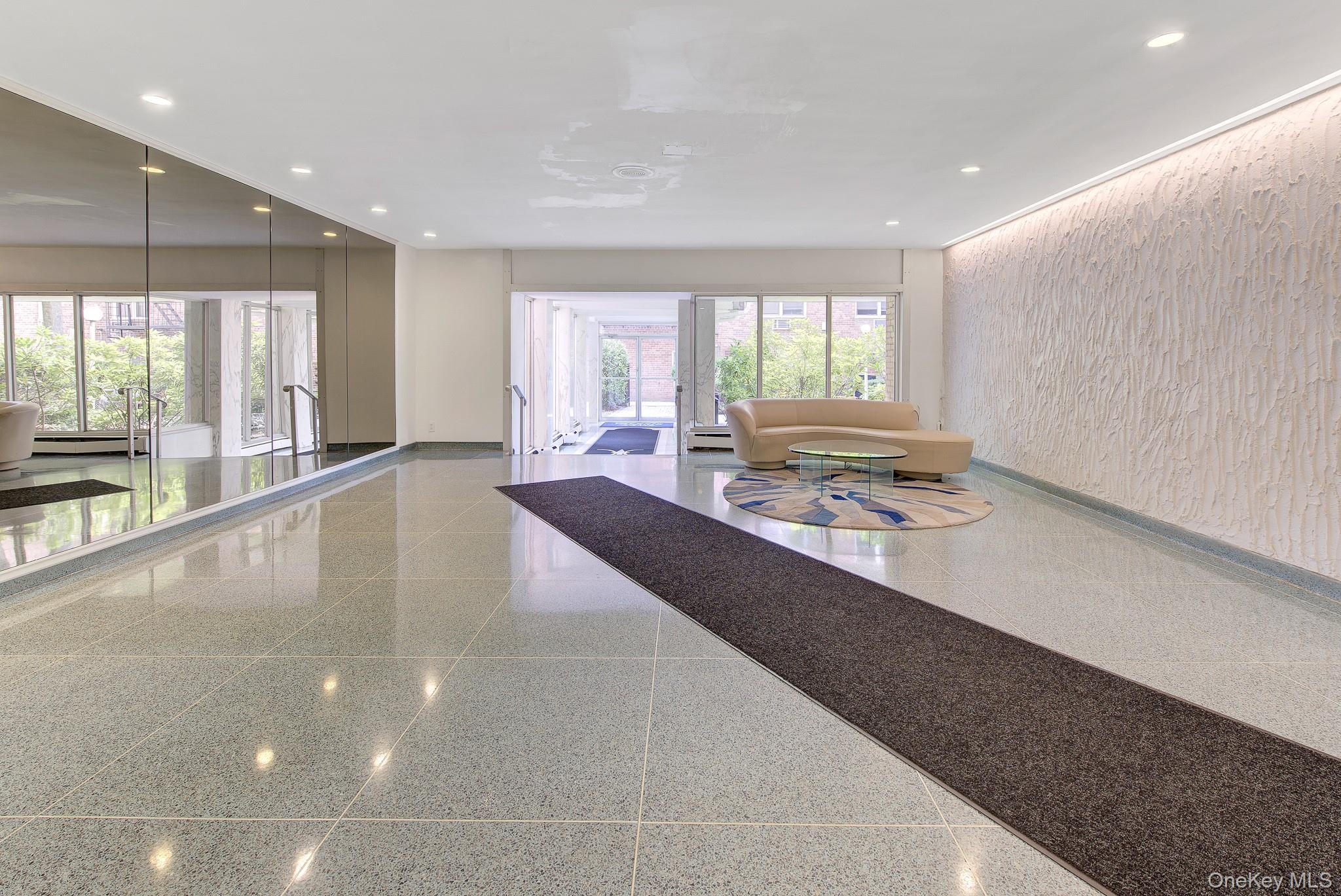 54-40 Little Neck Parkway, Unit 6G photo 7