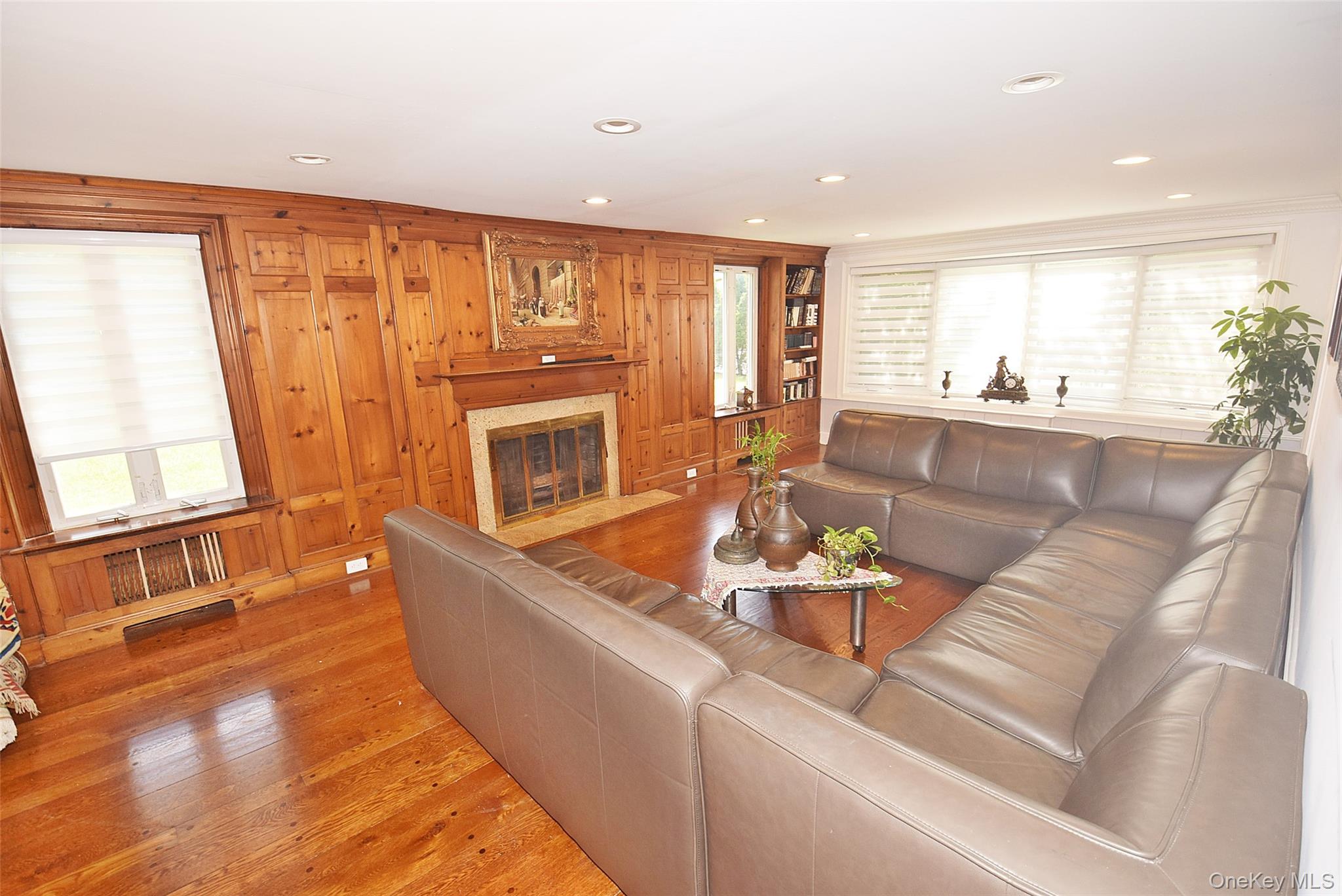 25 A Old Mill Road – For Rent photo 3