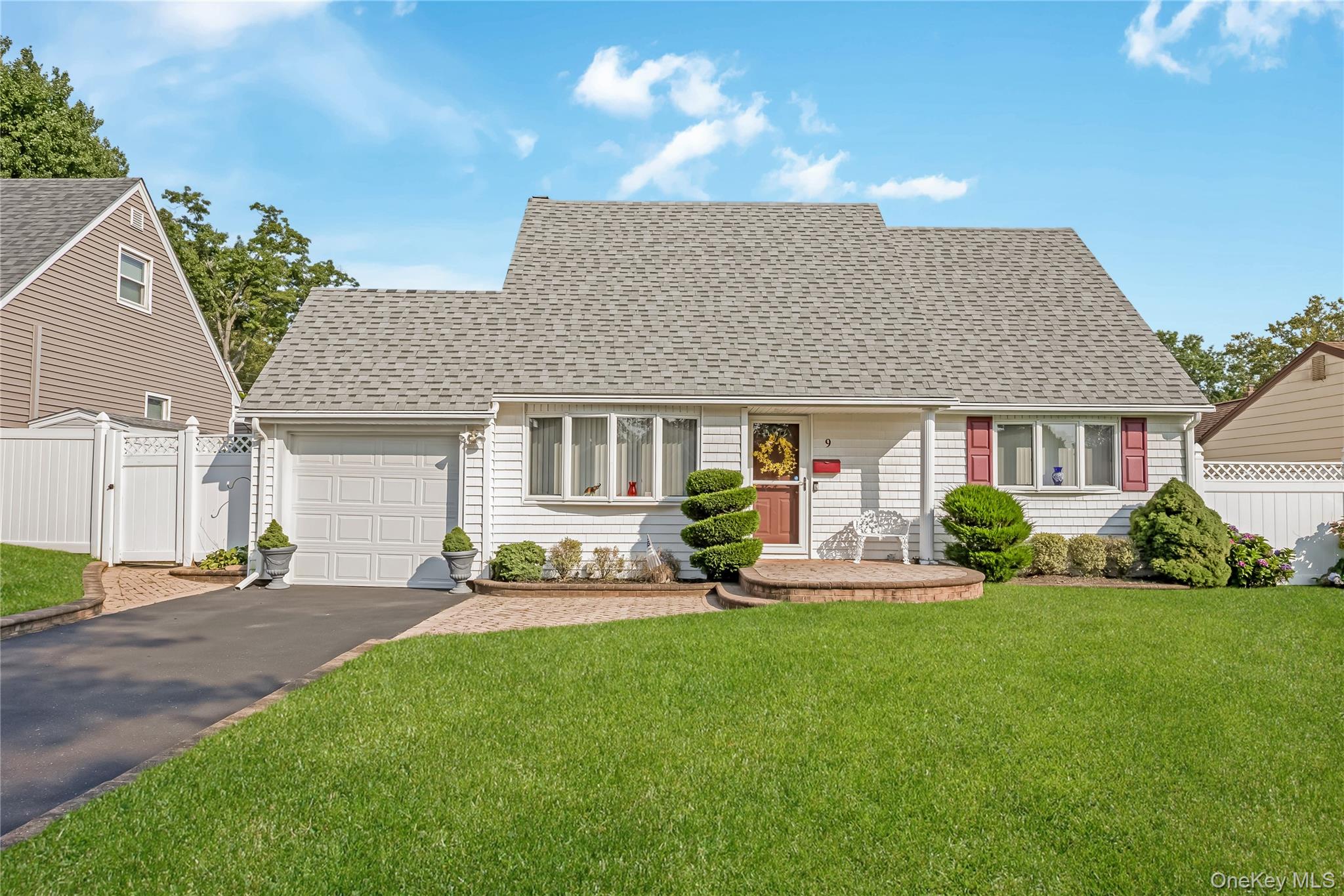 9 Linwood Avenue – For Sale