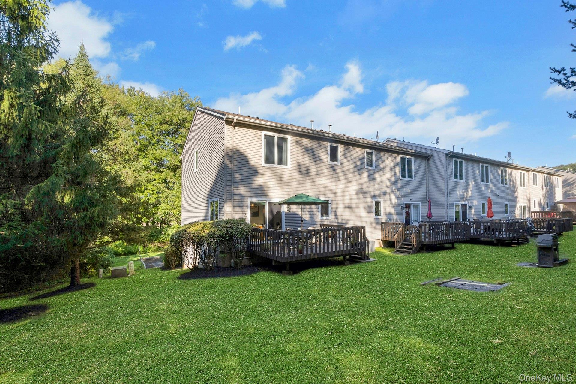 77 Leif Boulevard – For Sale photo 44