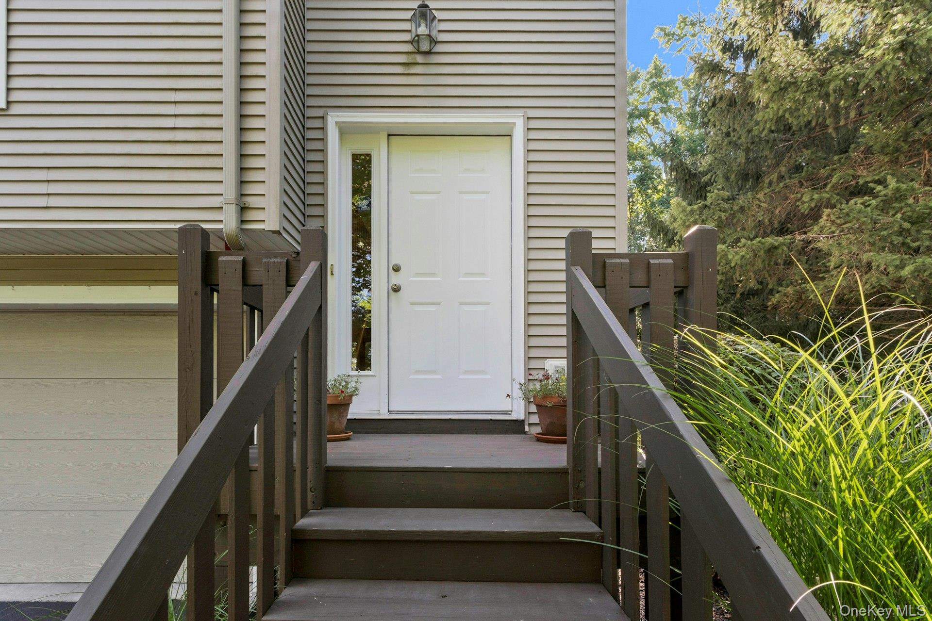 77 Leif Boulevard – For Sale photo 5