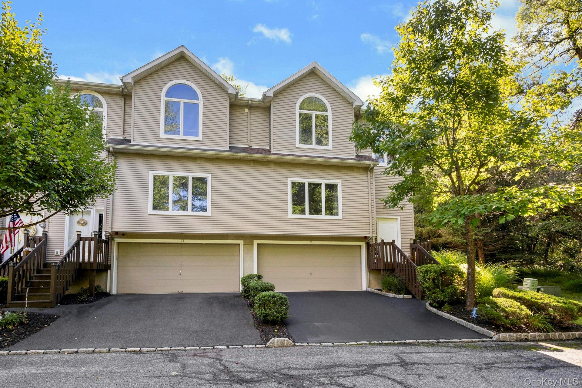 77 Leif Boulevard – For Sale photo 2