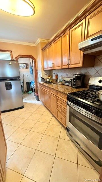 77-03 95th Avenue – For Sale photo 2