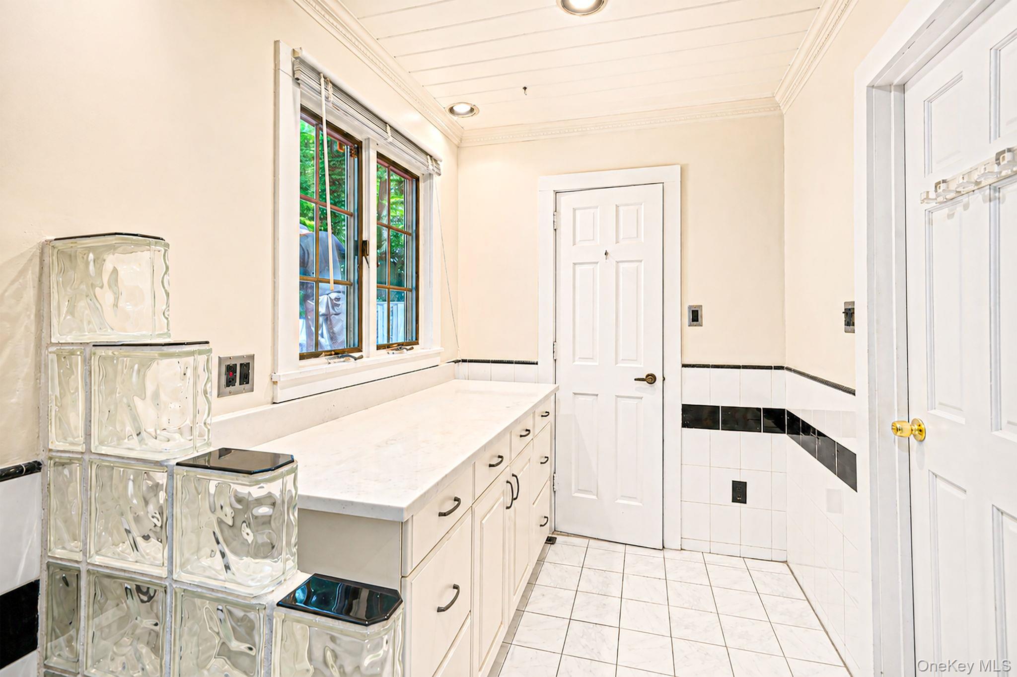 23 Colonial Drive – For Sale photo 25