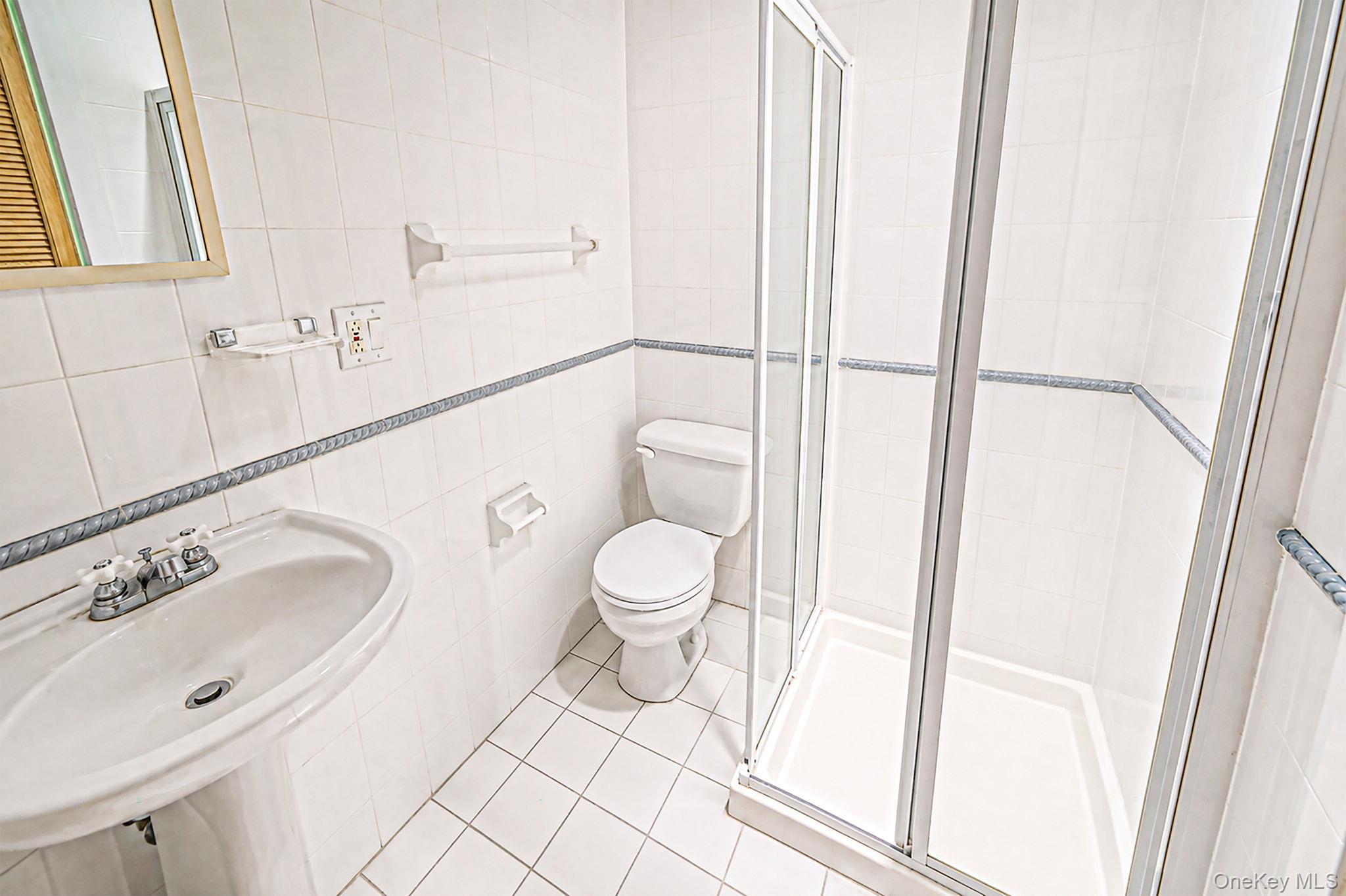 23 Colonial Drive – For Sale photo 30