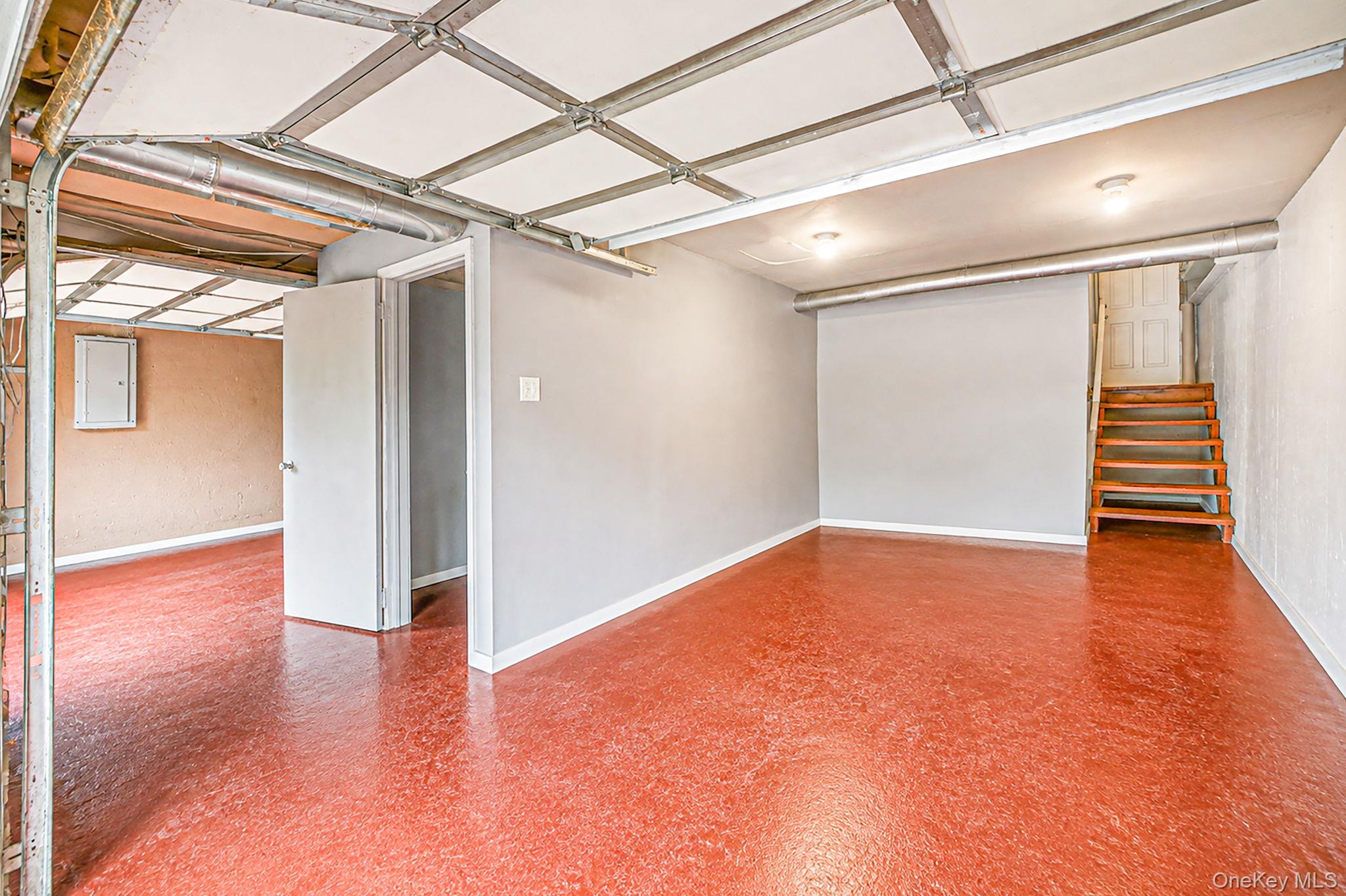 23 Colonial Drive – For Sale photo 39
