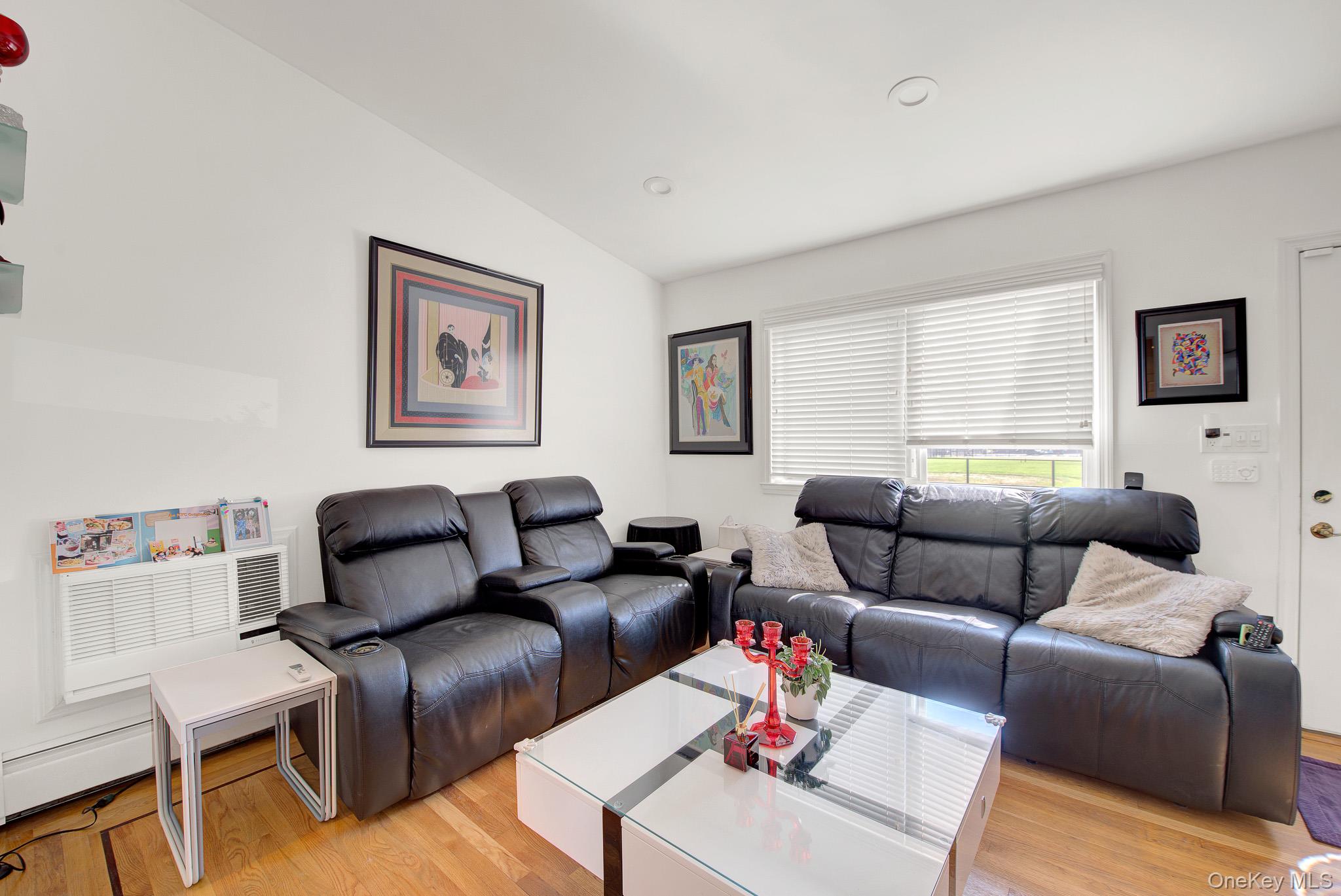 76 Suffolk Road – For Sale photo 13