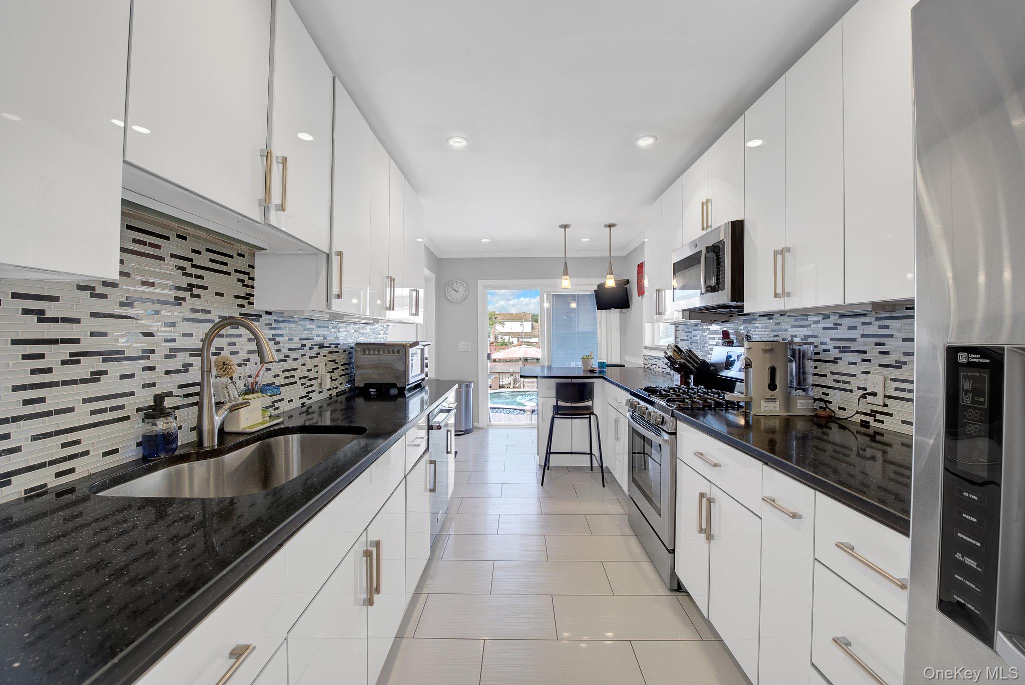 76 Suffolk Road – For Sale photo 19
