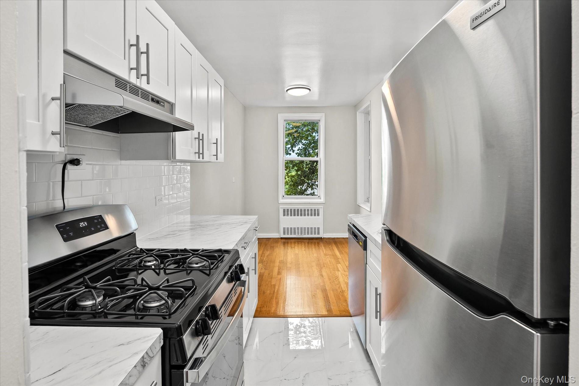 34-43 60 Street, Unit 4J photo 5