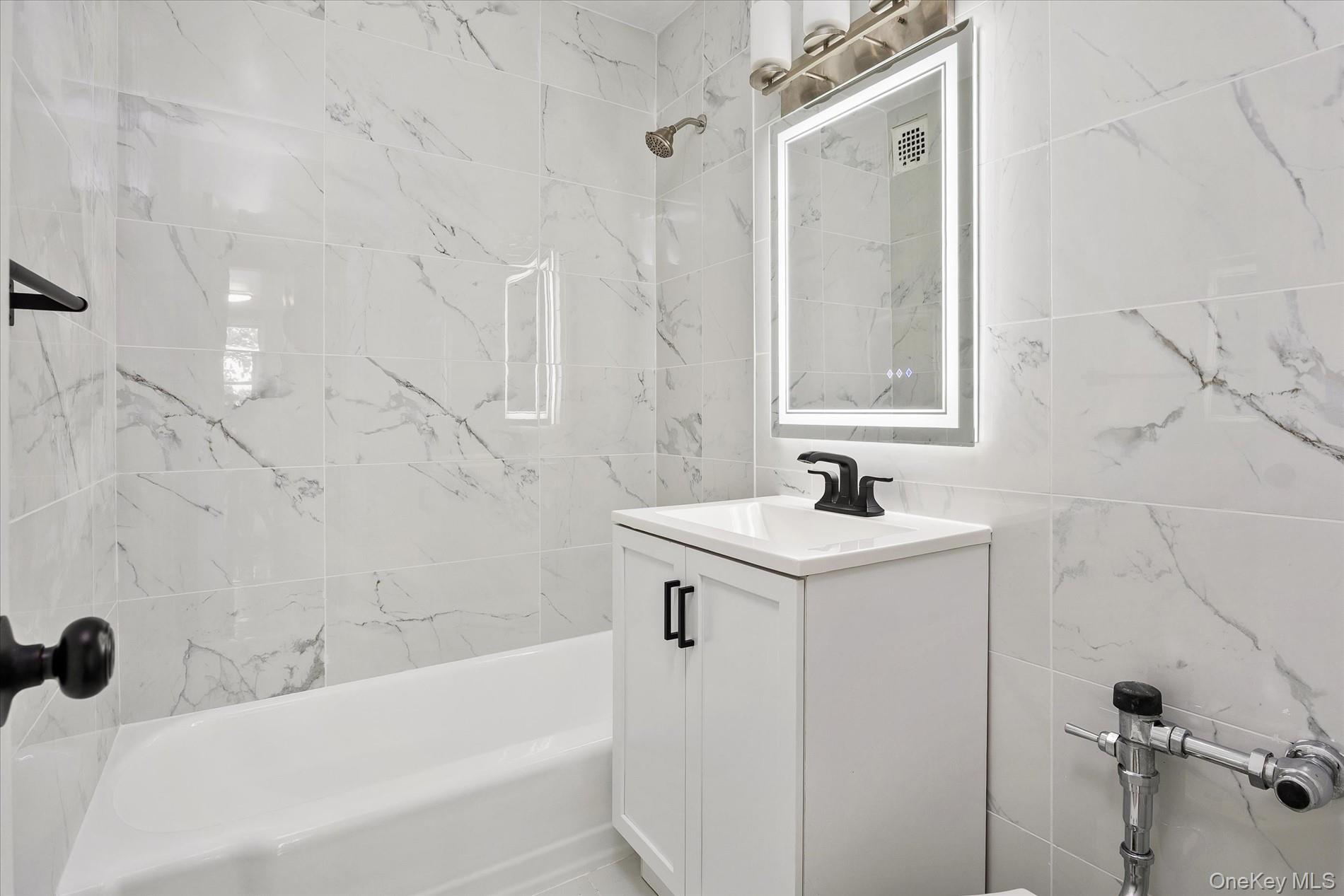 34-43 60 Street, Unit 4J photo 11