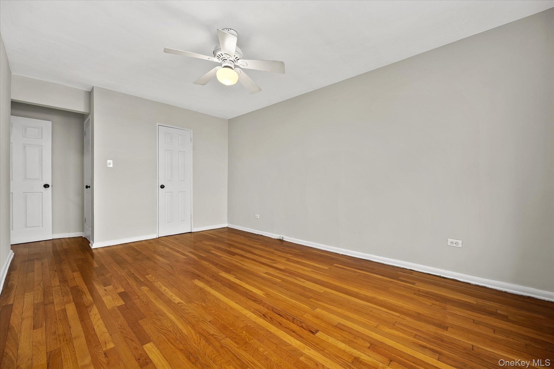 34-43 60 Street, Unit 4J photo 10