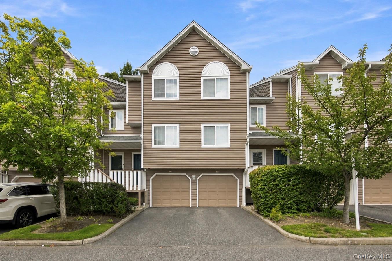 60 Eagle Ridge Way – For Sale