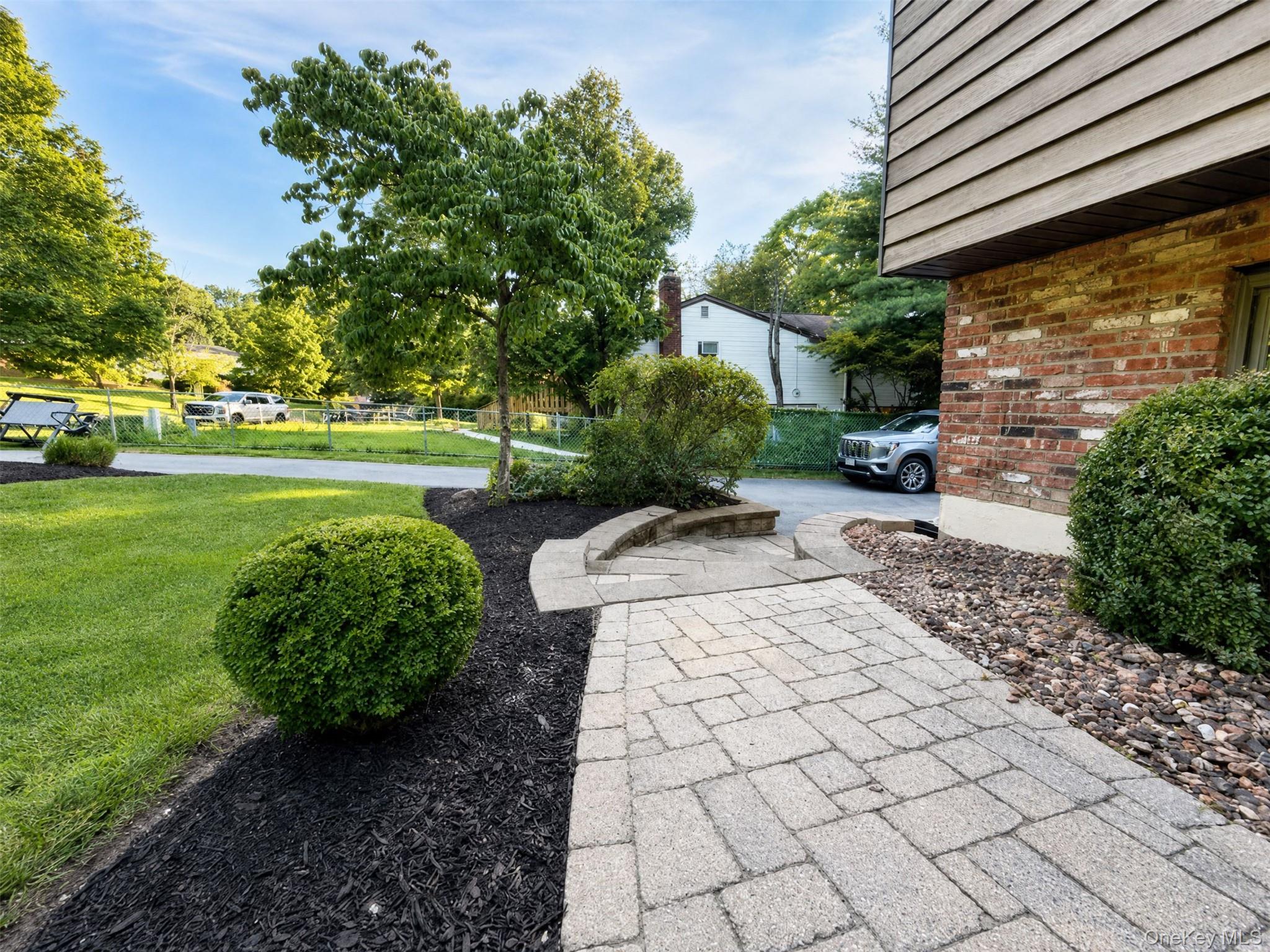 15 Arlington Drive – For Sale photo 27