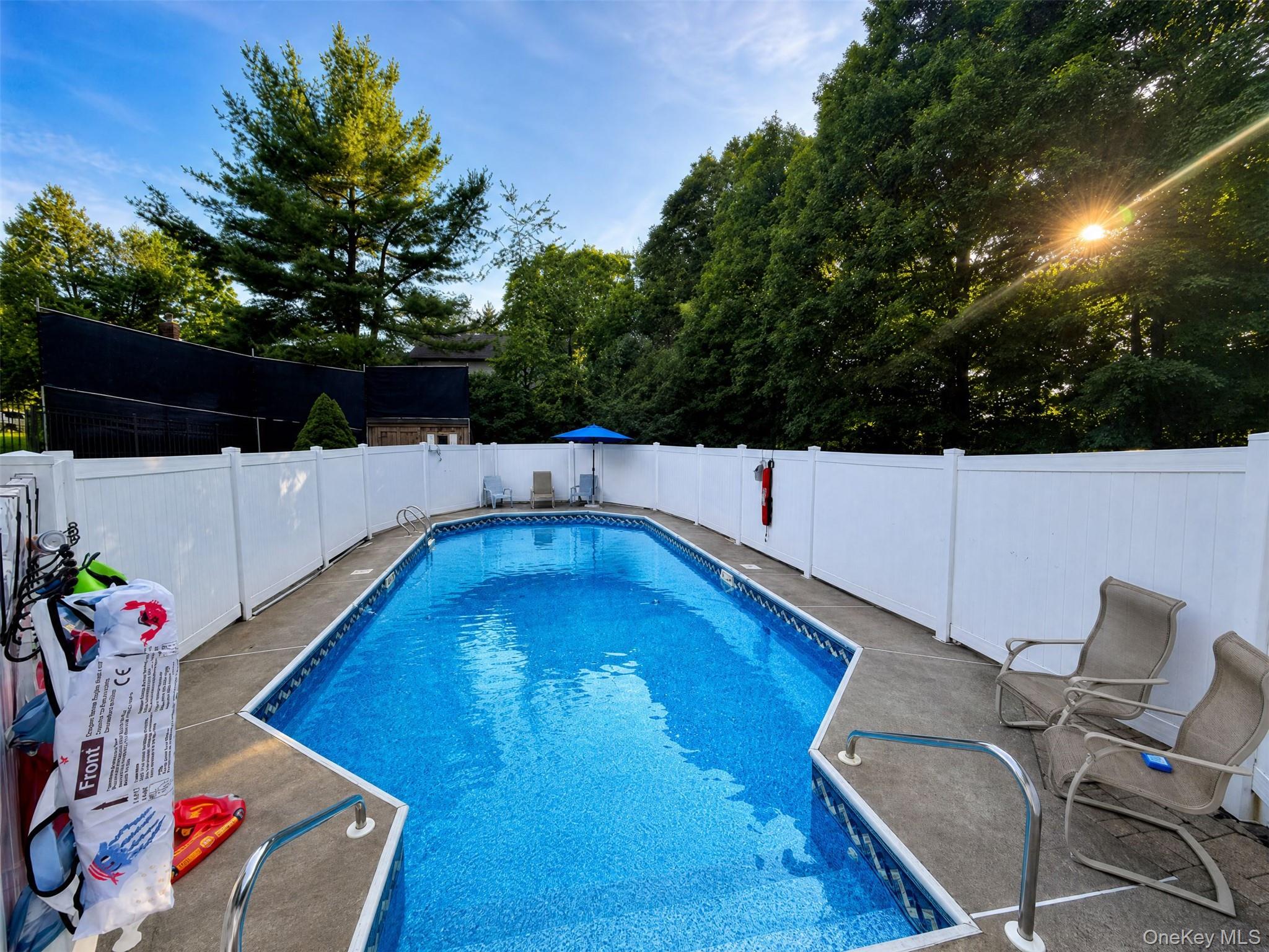 15 Arlington Drive – For Sale photo 44
