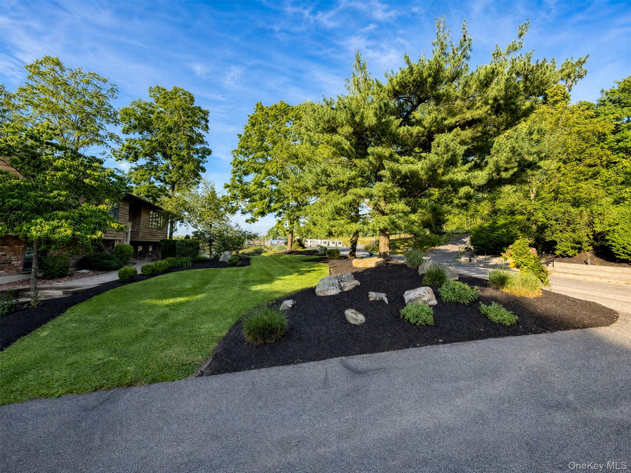 15 Arlington Drive – For Sale photo 6