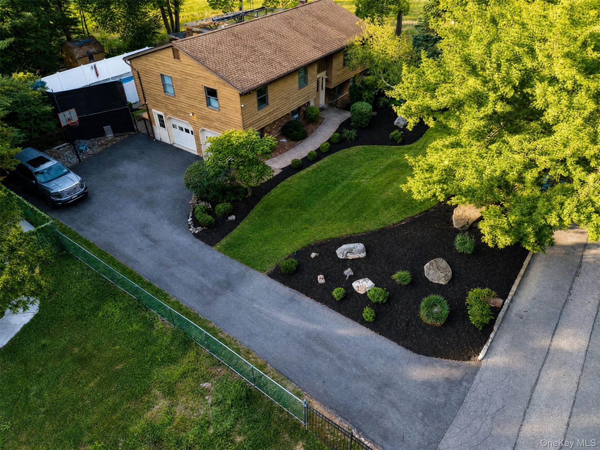 15 Arlington Drive – For Sale photo 48