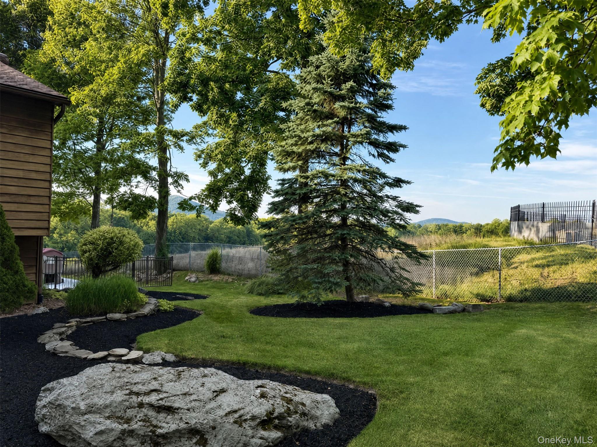 15 Arlington Drive – For Sale photo 17