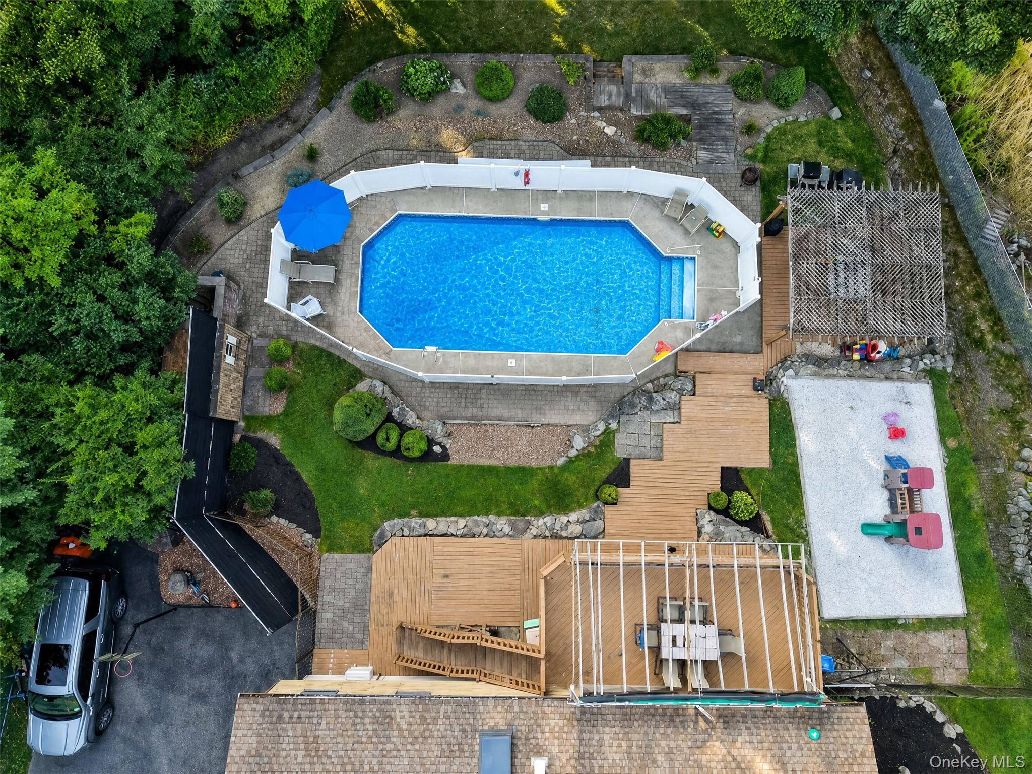 15 Arlington Drive – For Sale photo 5