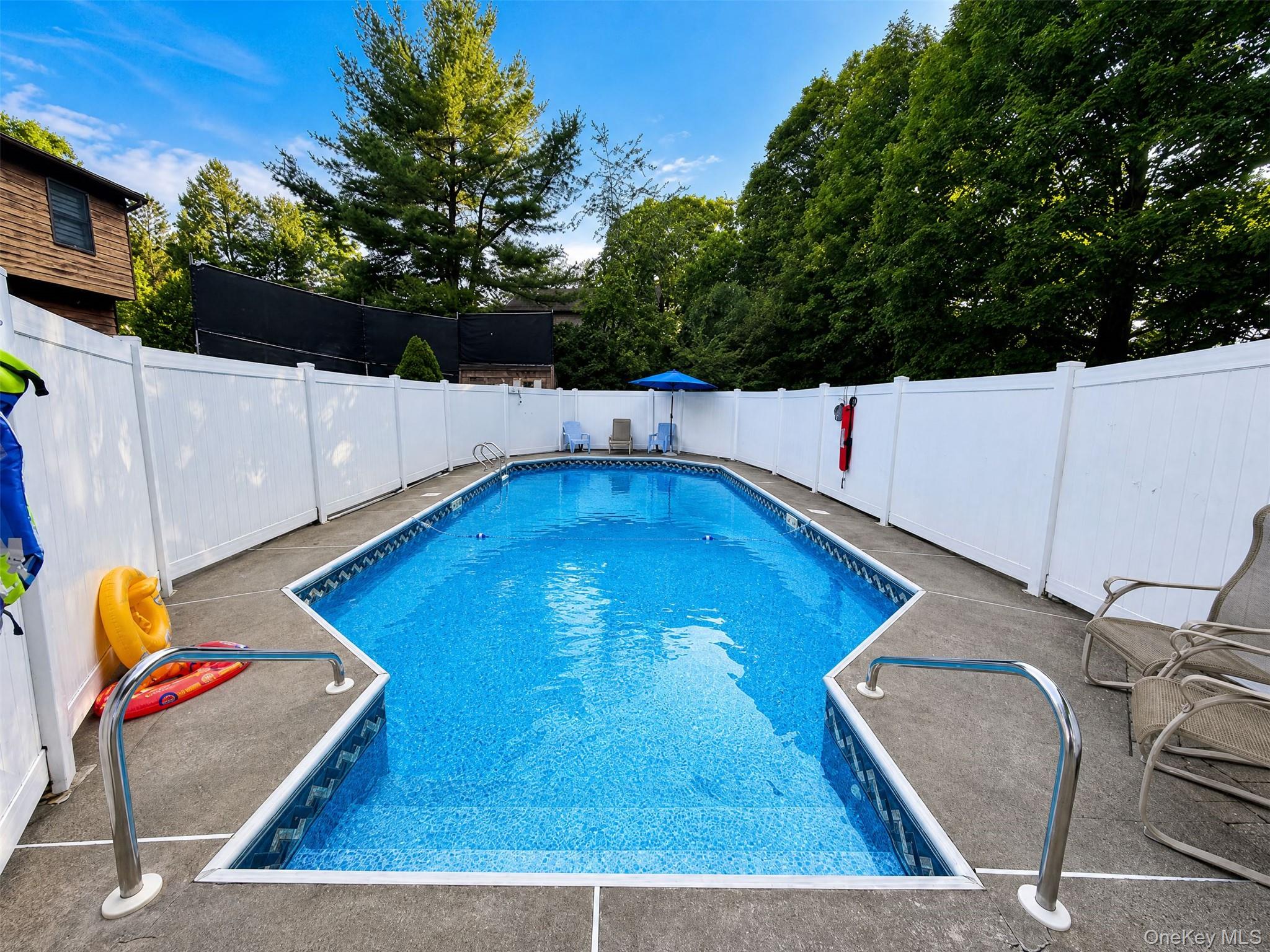 15 Arlington Drive – For Sale photo 45