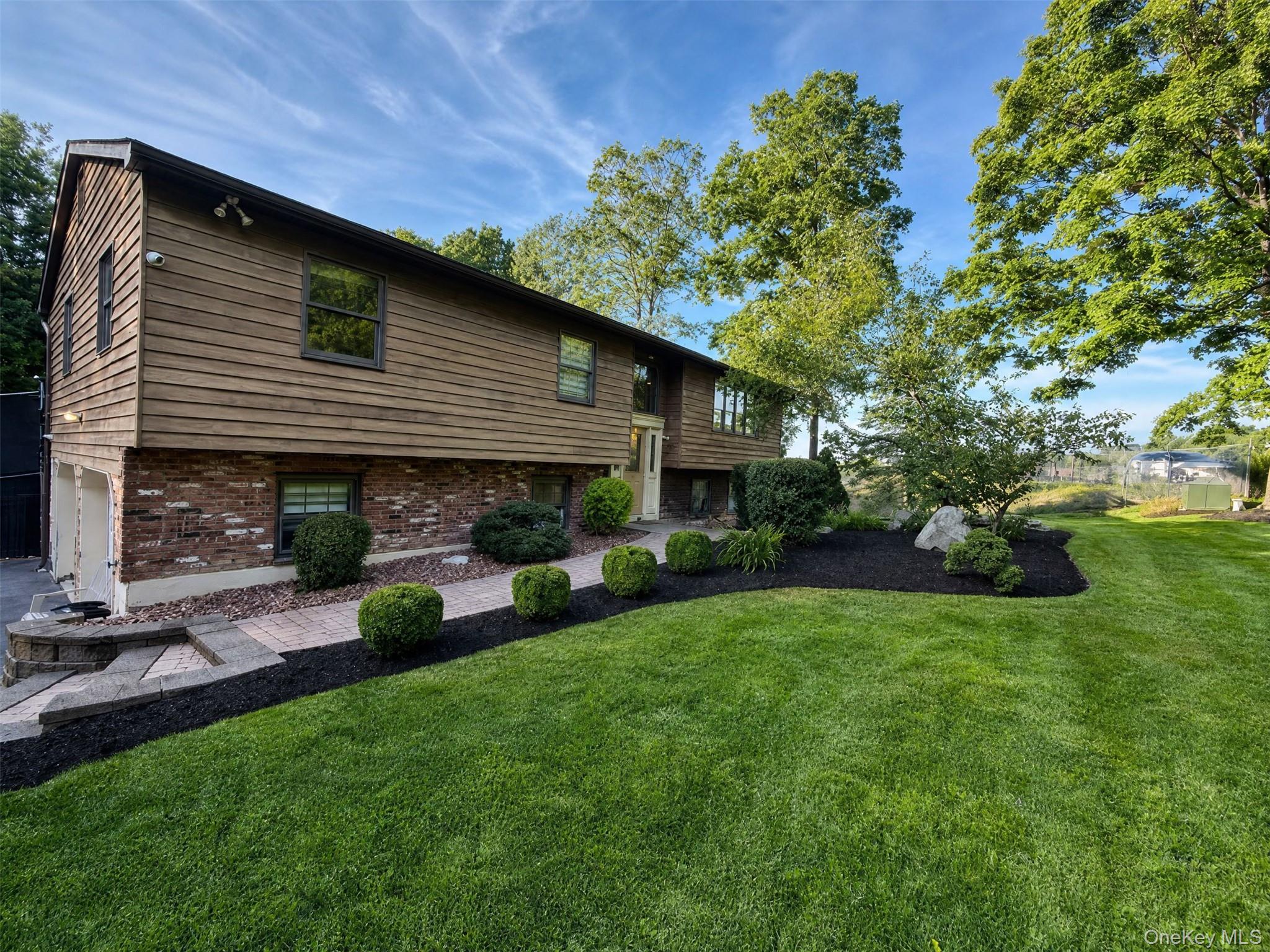 15 Arlington Drive – For Sale photo 13