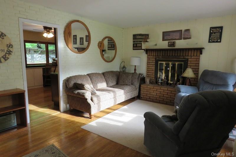 7 Owen Drive – For Rent photo 4