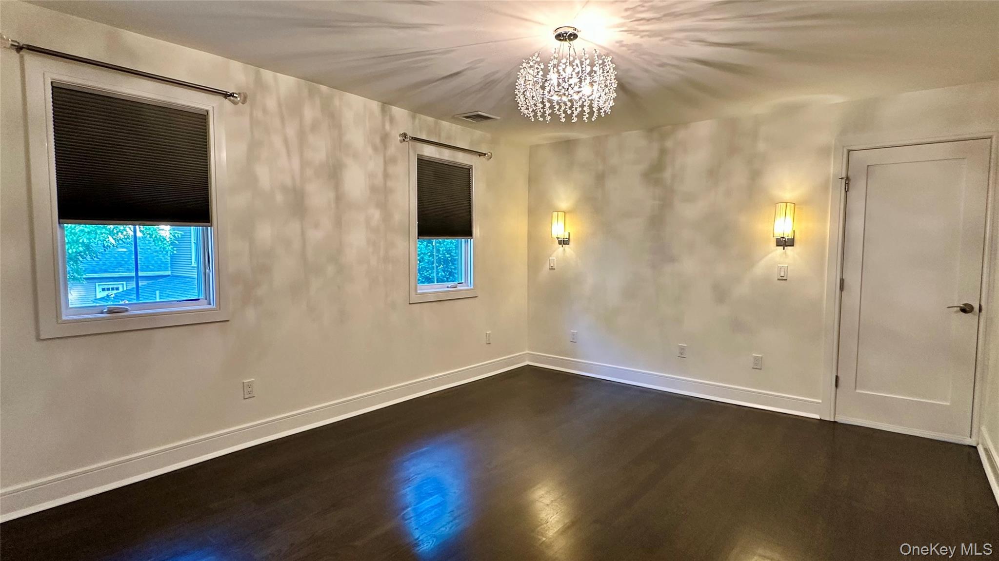 18 20th Avenue – For Sale photo 18