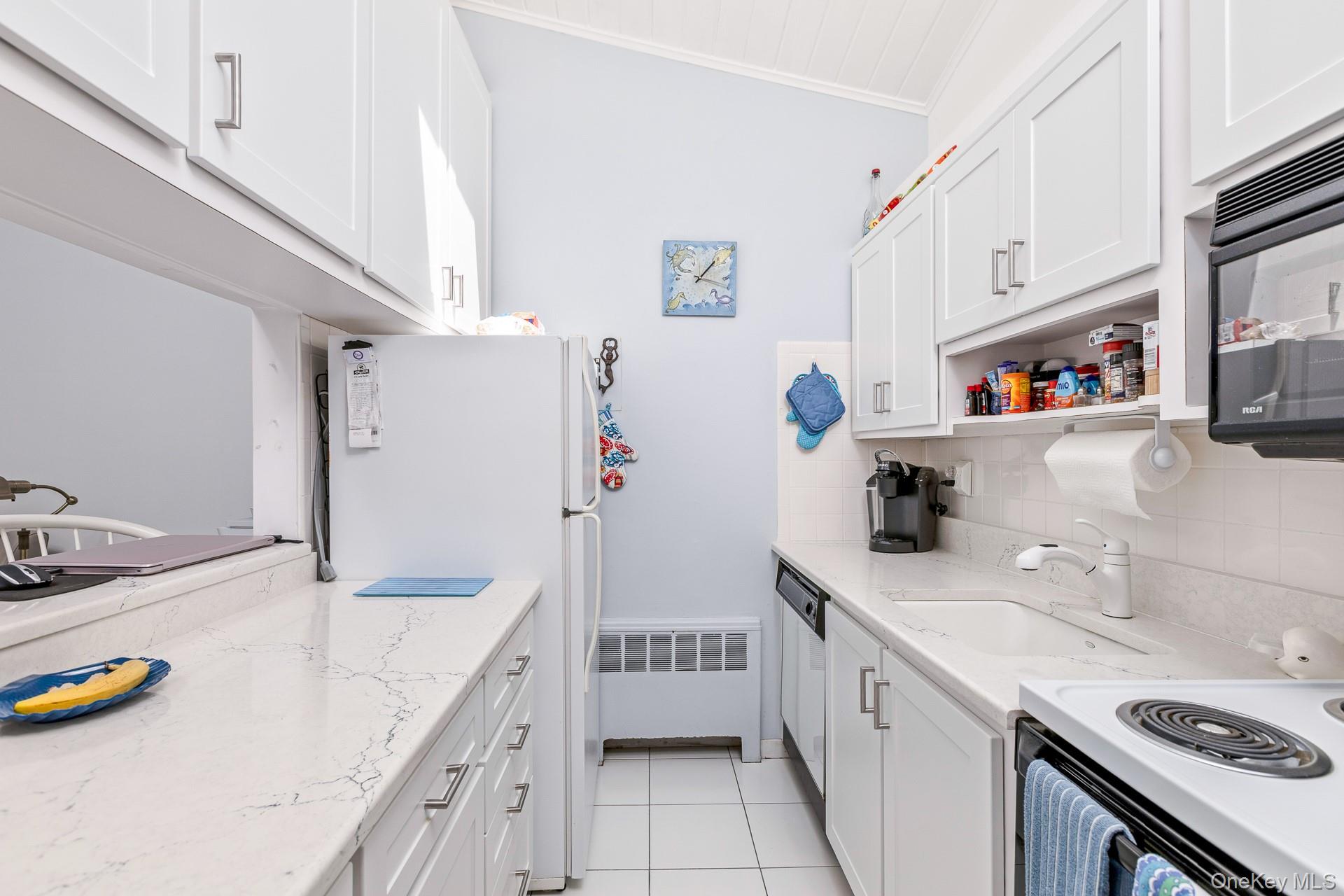 35 Library Ave., Unit 8 T photo 16