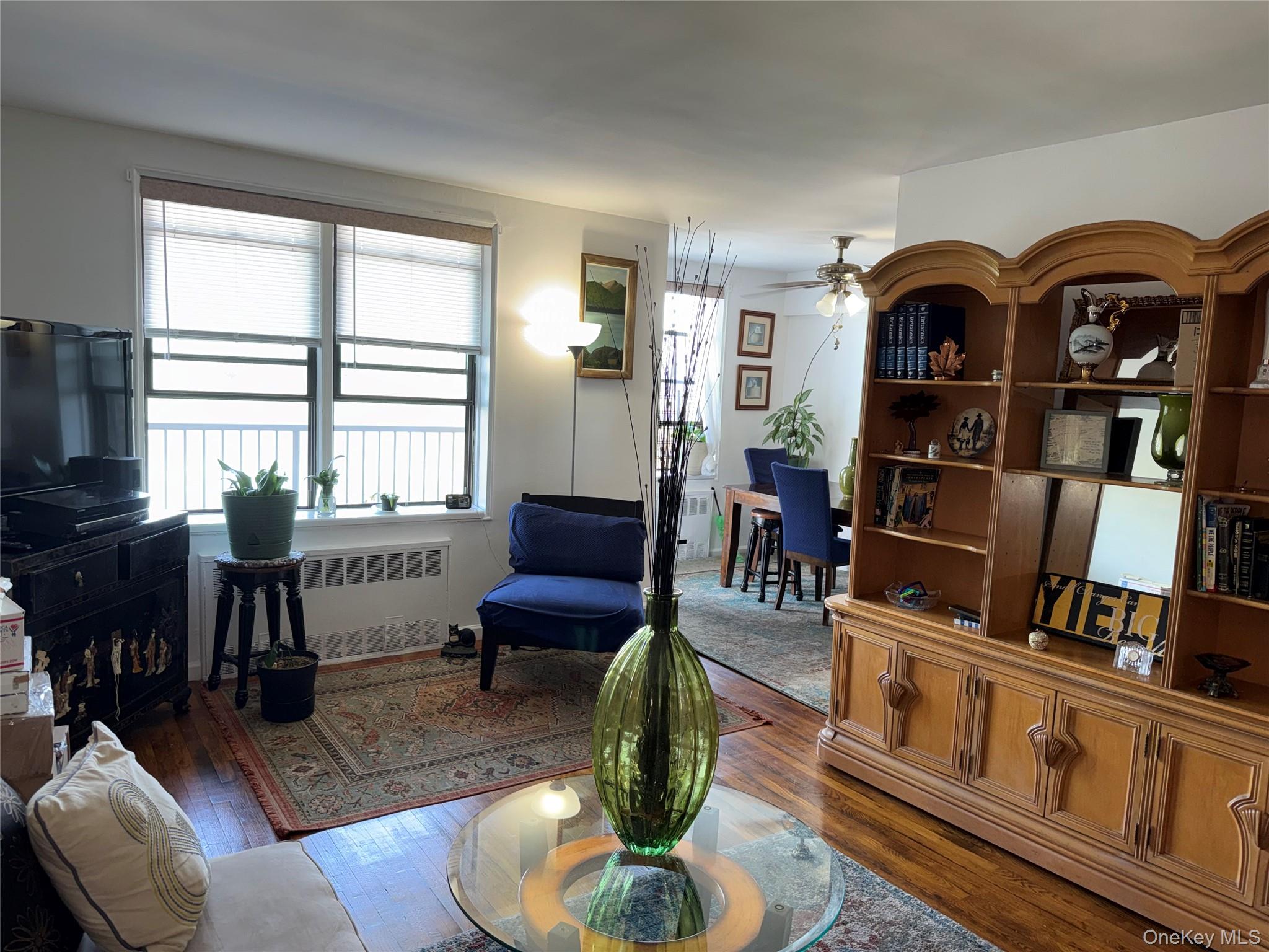 650 Warburton, Unit 5E photo 6