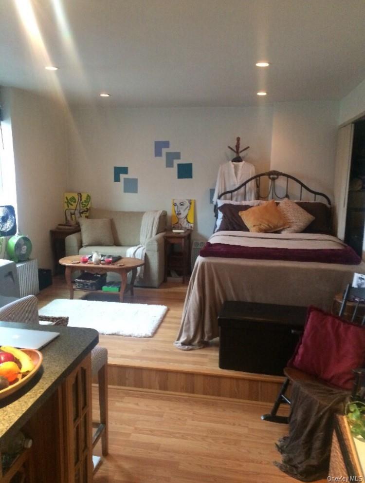 83-00 Talbot Street, Unit PH-10D photo 4