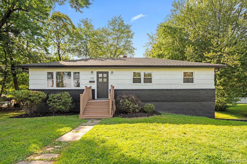 132 S Conger Avenue – For Sale